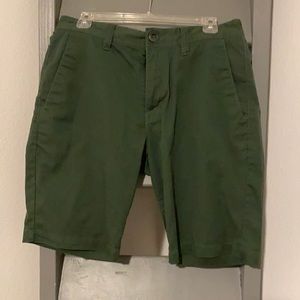 Never worn volcom shorts
